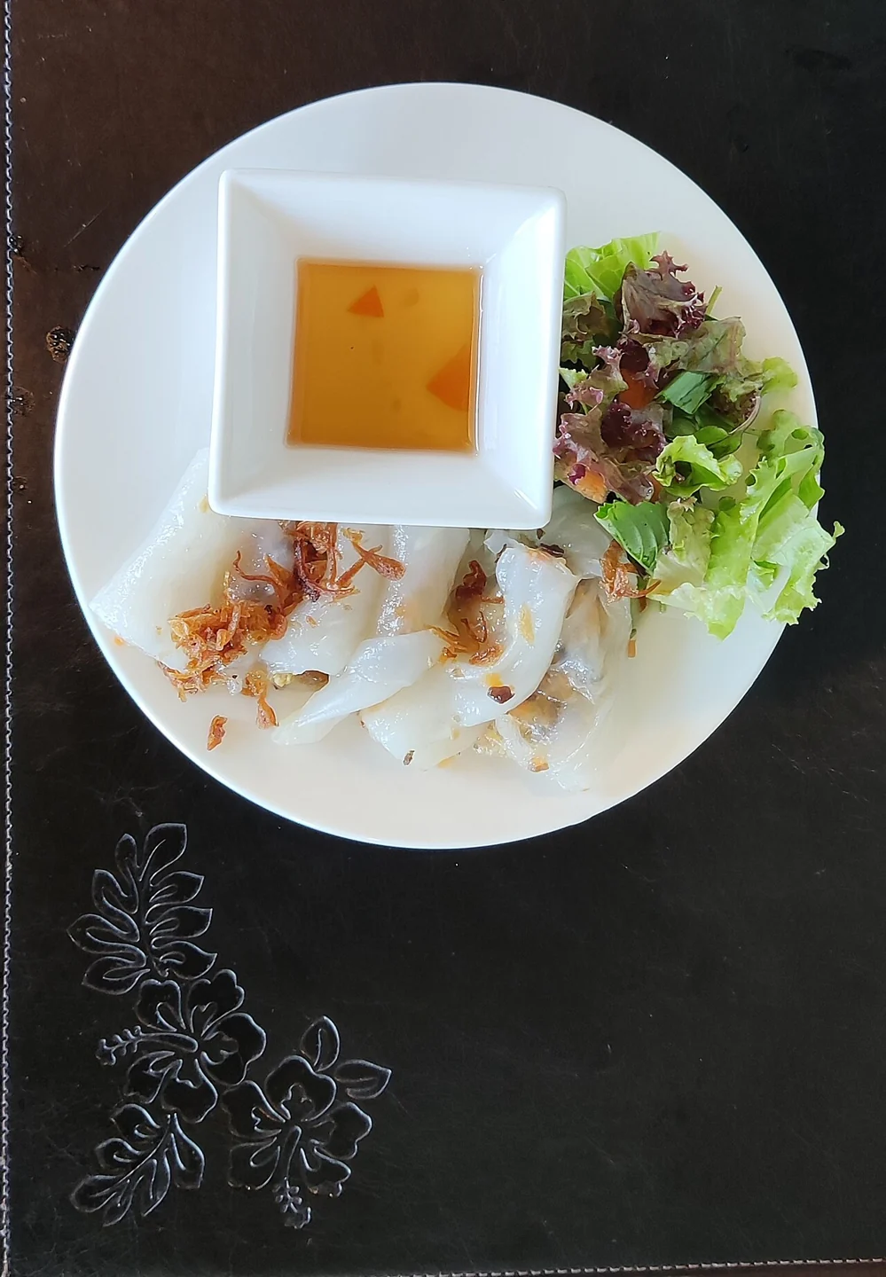 Bánh Cuốn (Steamed Rice Rolls)