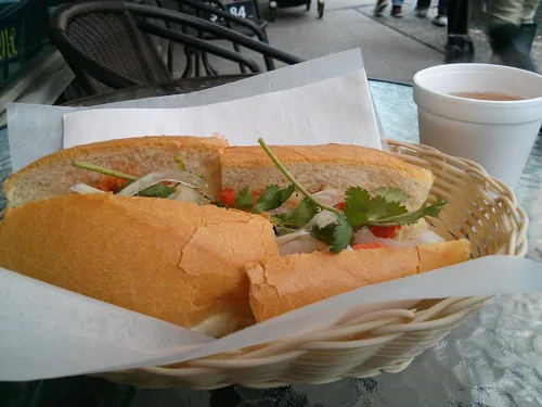Bánh Mì Sandwich