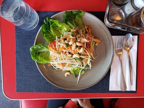 Som Tum (Green Papaya Salad)