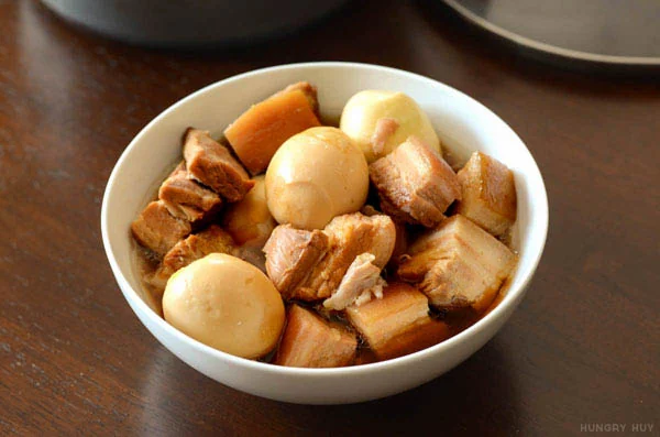 Thịt Kho Tàu (Caramelized Pork & Eggs)